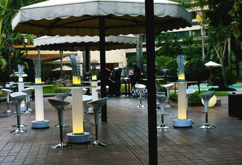 ホテル Southern Sun Pretoria