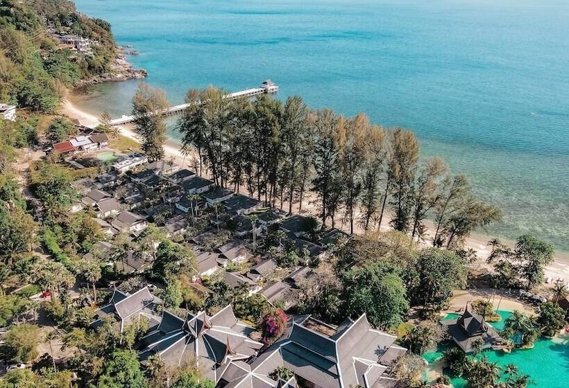 호텔 Thavorn Beach Village Resort & Spa Phuket