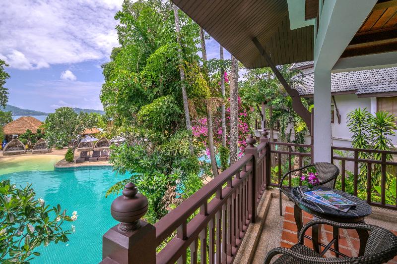 酒店 Thavorn Beach Village Resort & Spa Phuket