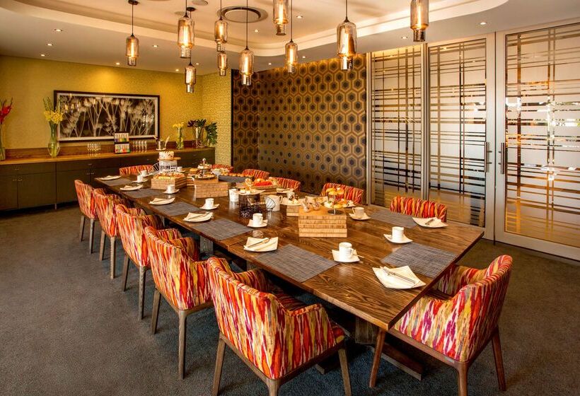 The Maslow Hotel, Sandton