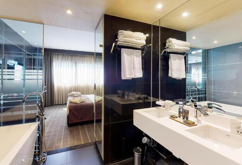 The Maslow Hotel, Sandton