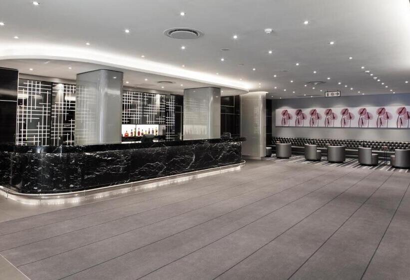 The Maslow Hotel, Sandton