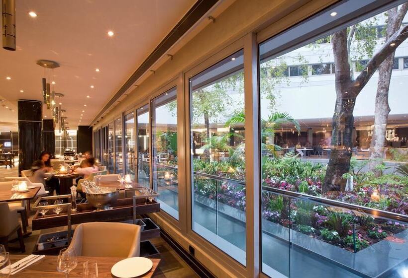 The Maslow Hotel, Sandton