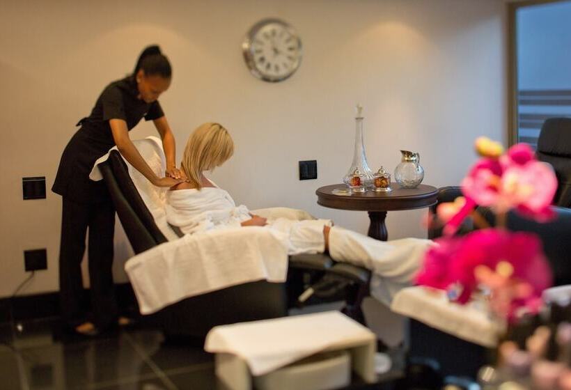 The Maslow Hotel, Sandton