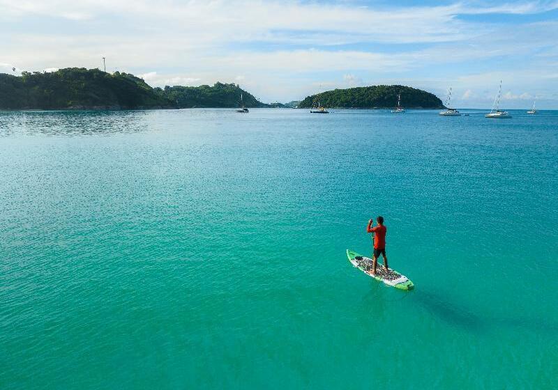 בית מלון כפרי The Nai Harn