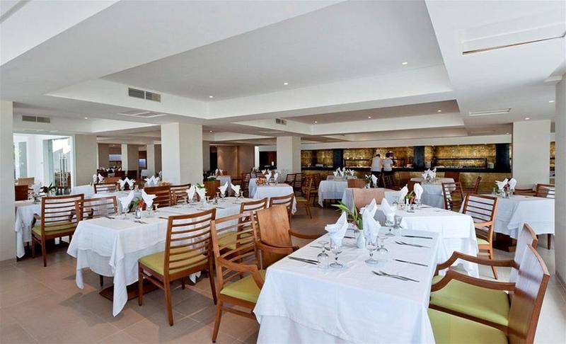 בית מלון כפרי The Orangers Beach Resort And Bungalows All Inclusive