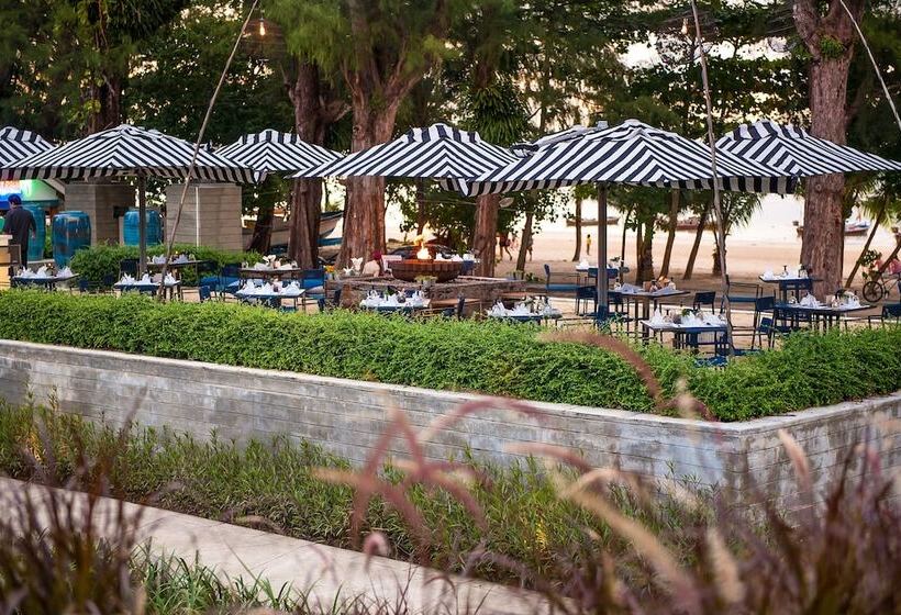 호텔 The Slate Phuket