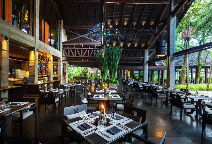 هتل The Slate Phuket