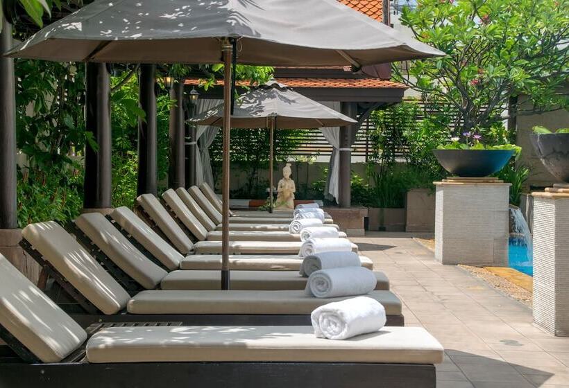 فندق The Sukosol