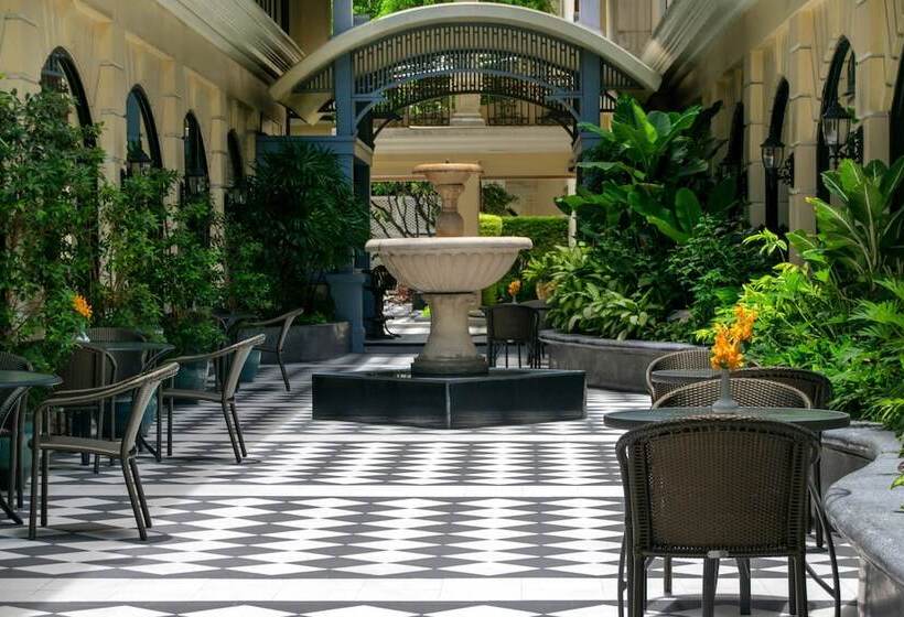 فندق The Sukosol