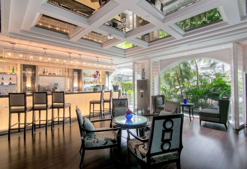 فندق The Sukosol