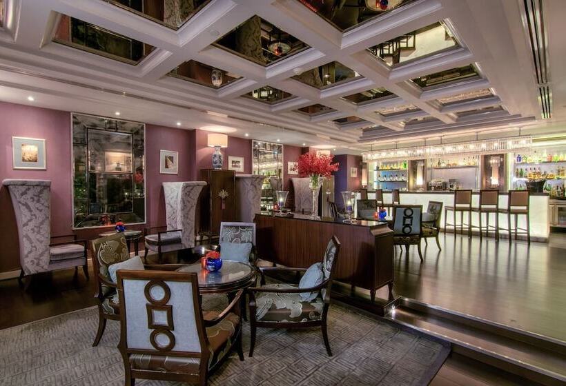 فندق The Sukosol