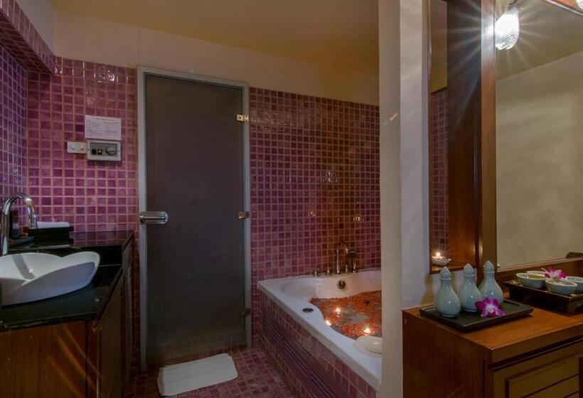 فندق The Sukosol