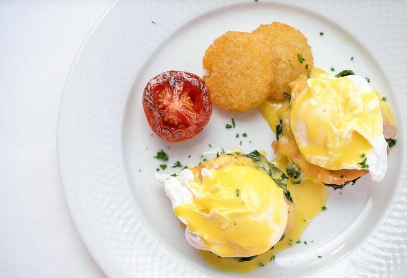 فندق The Sukosol