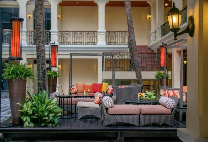 فندق The Sukosol