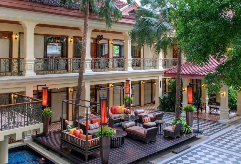 فندق The Sukosol