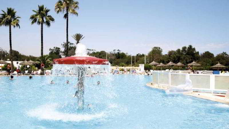 בית מלון כפרי Tropicana Club & Spa