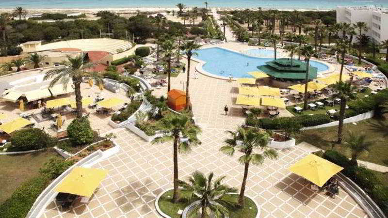 בית מלון כפרי Tropicana Club & Spa