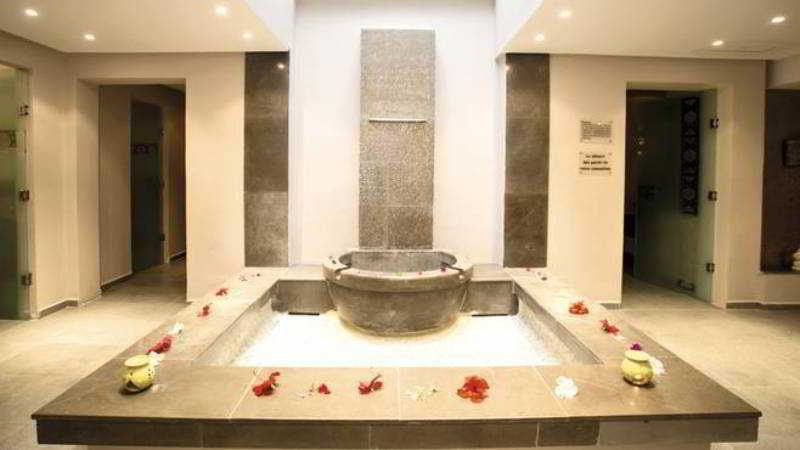 בית מלון כפרי Tropicana Club & Spa