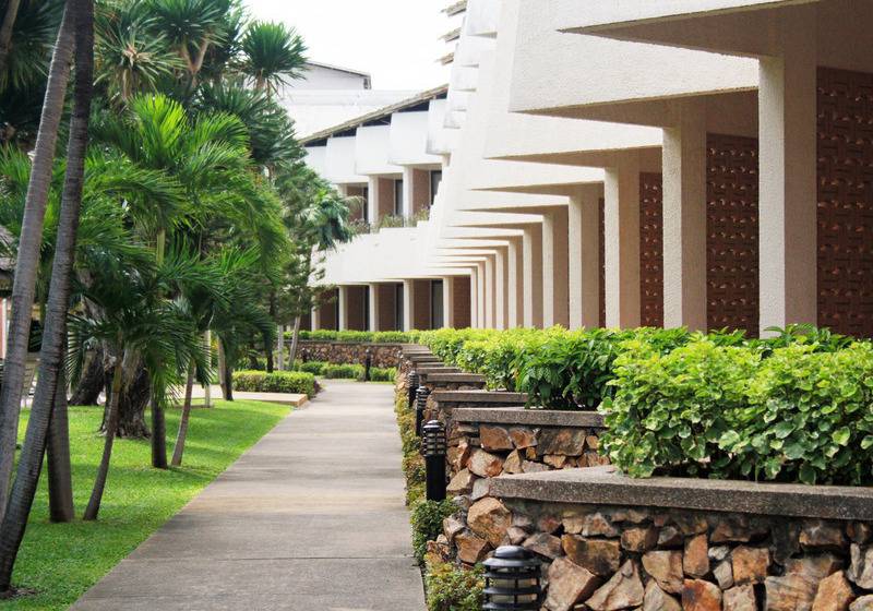هتل Tropicana Pattaya