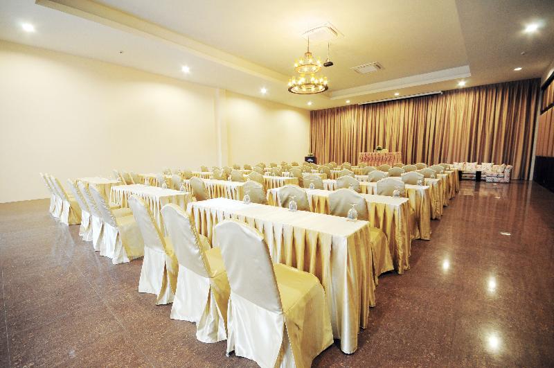 هتل Tropicana Pattaya