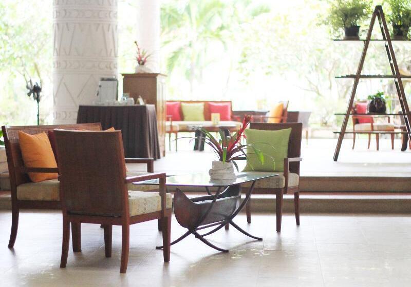 هتل Tropicana Pattaya