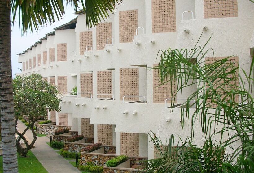 هتل Tropicana Pattaya