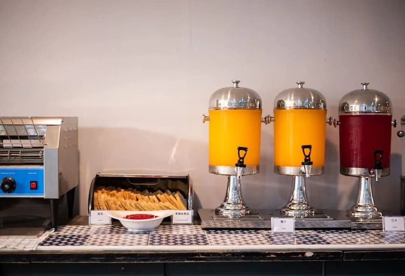 هتل Tropicana Pattaya