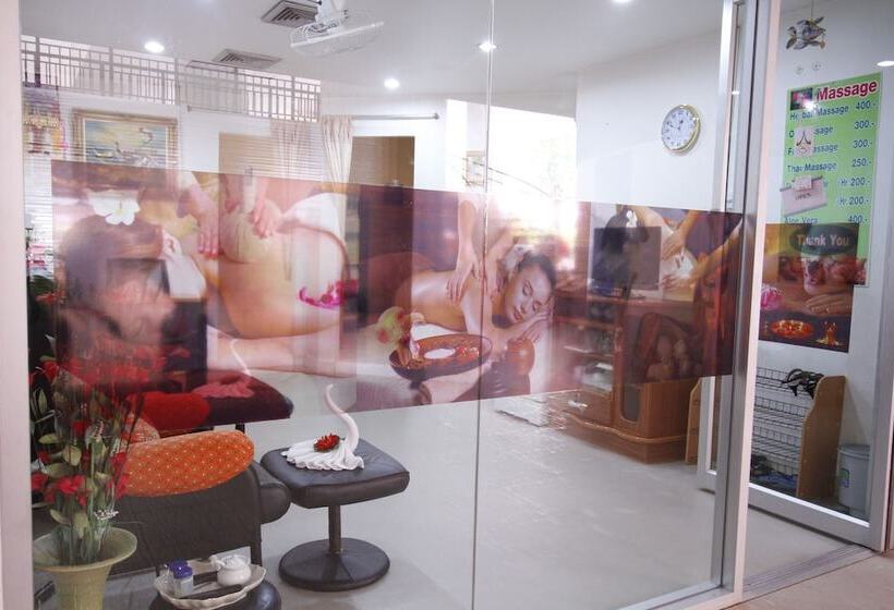 هتل Tropicana Pattaya