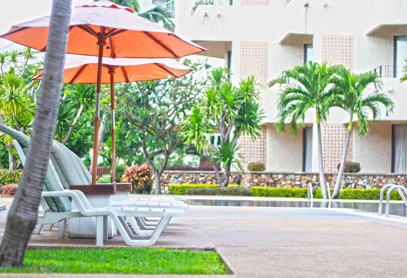 هتل Tropicana Pattaya