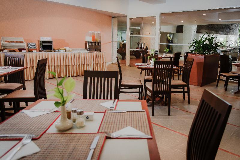 هتل Tropicana Pattaya