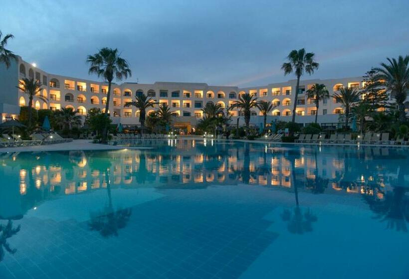 בית מלון כפרי Nozha Beach Resort & Spa