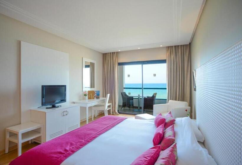 בית מלון כפרי Nozha Beach Resort & Spa