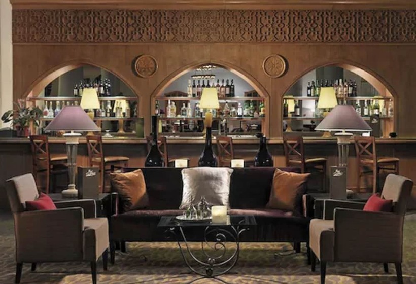 Отель Vincci Saphir Palace & Spa