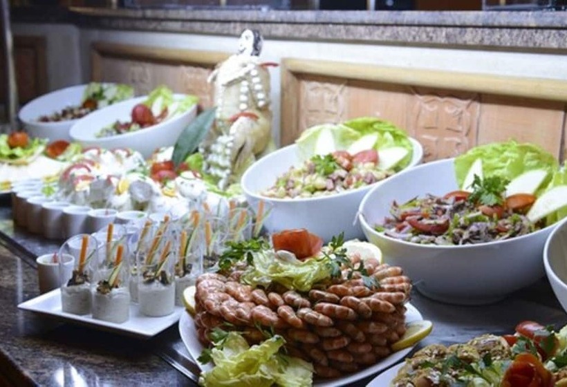 Отель Vincci Saphir Palace & Spa