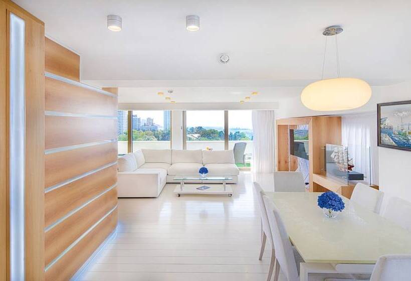 Grand Hotel Zhemchuzhina