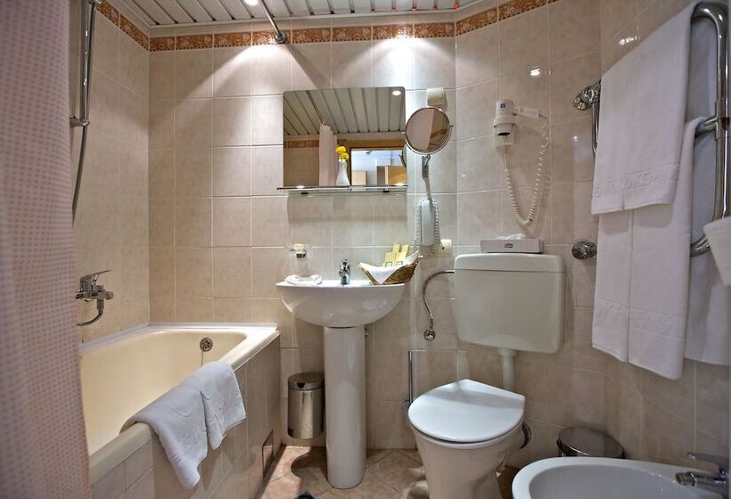 Grand Hotel Zhemchuzhina