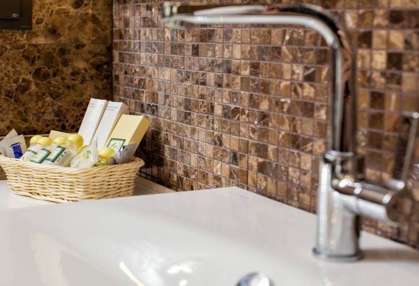 Grand Hotel Zhemchuzhina