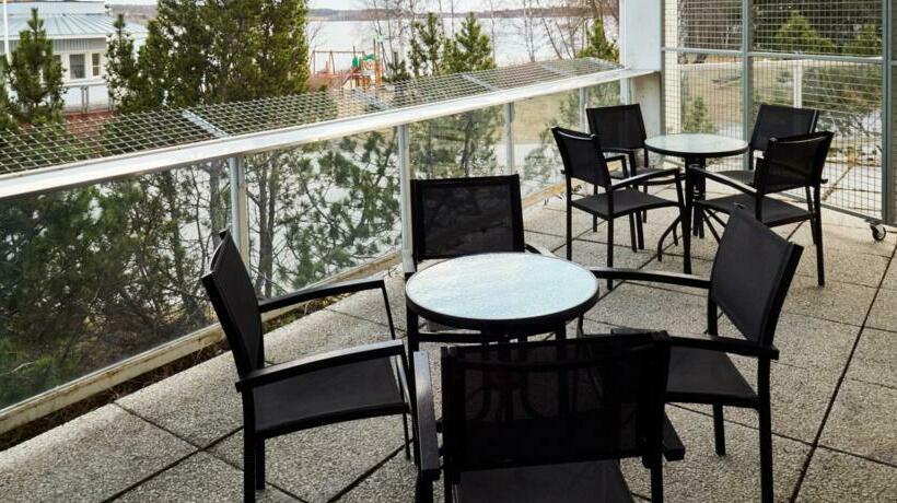 Hotelli-Ravintola Alavus 66