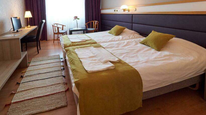 Hotelli-Ravintola Alavus 66