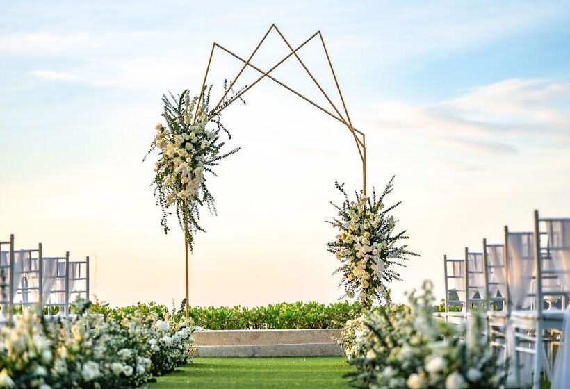 Katathani Phuket Beach Resort   Sha Extra Plus