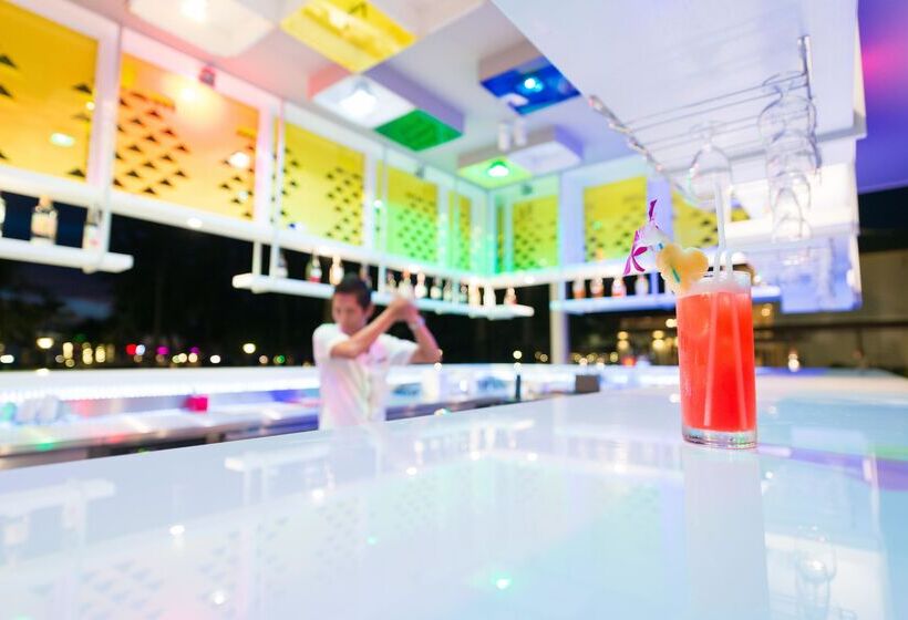 Katathani Phuket Beach Resort   Sha Extra Plus