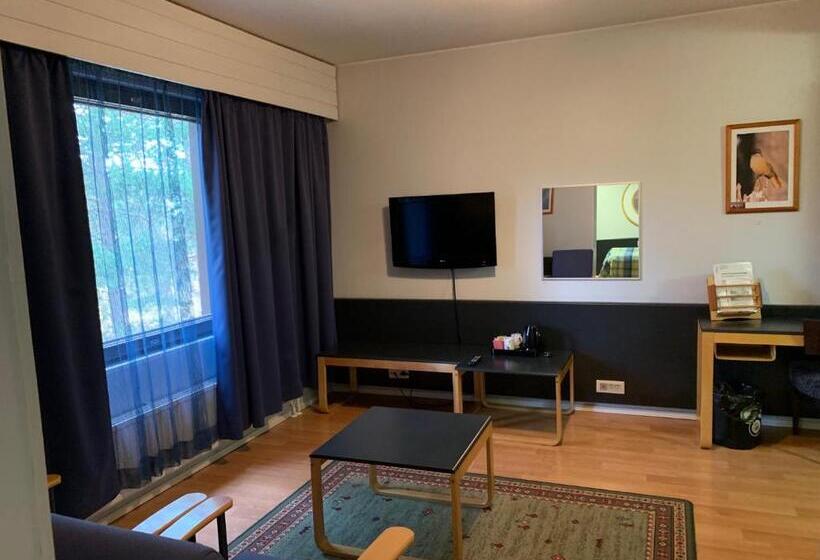 Kylpylähotelli Kiannon Kuohut