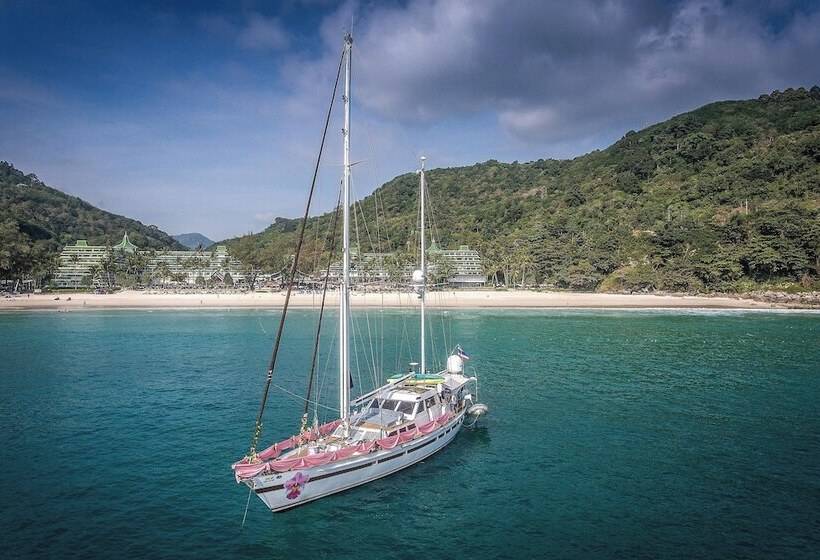 Le Meridien Phuket Beach Resort