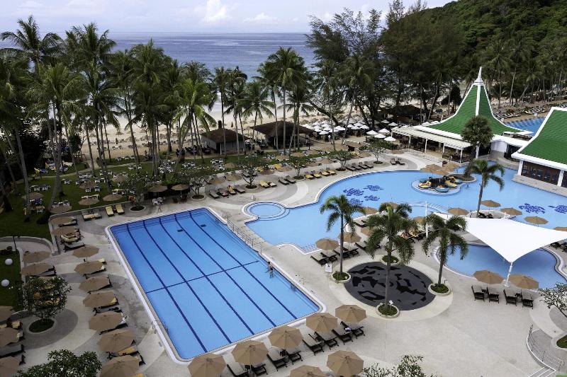Le Meridien Phuket Beach Resort