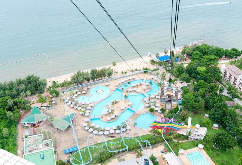 Pattaya Park Beach Resort