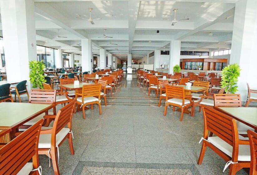 Pattaya Park Beach Resort