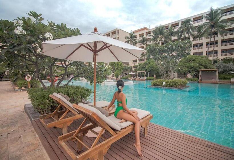 אתר נופש Dusit Thani Hua Hin