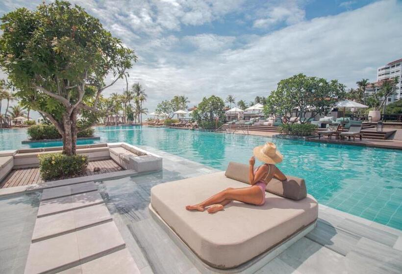 אתר נופש Dusit Thani Hua Hin