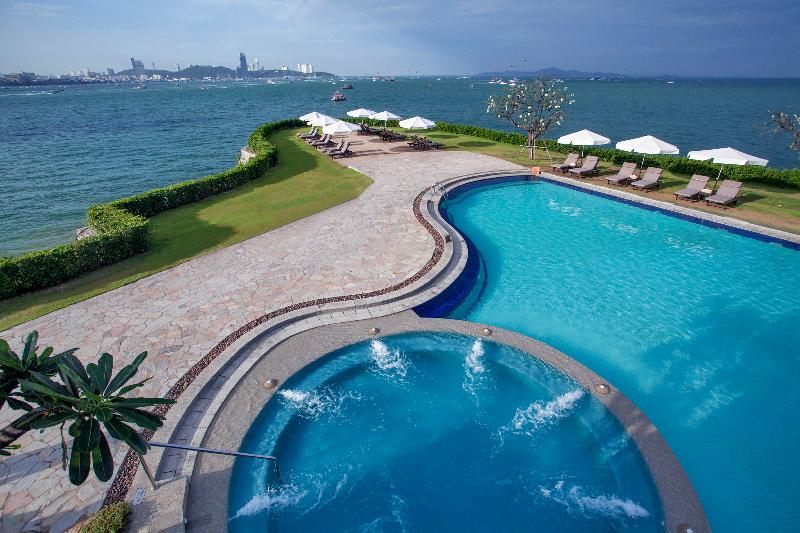 استراحتگاه Dusit Thani Pattaya
